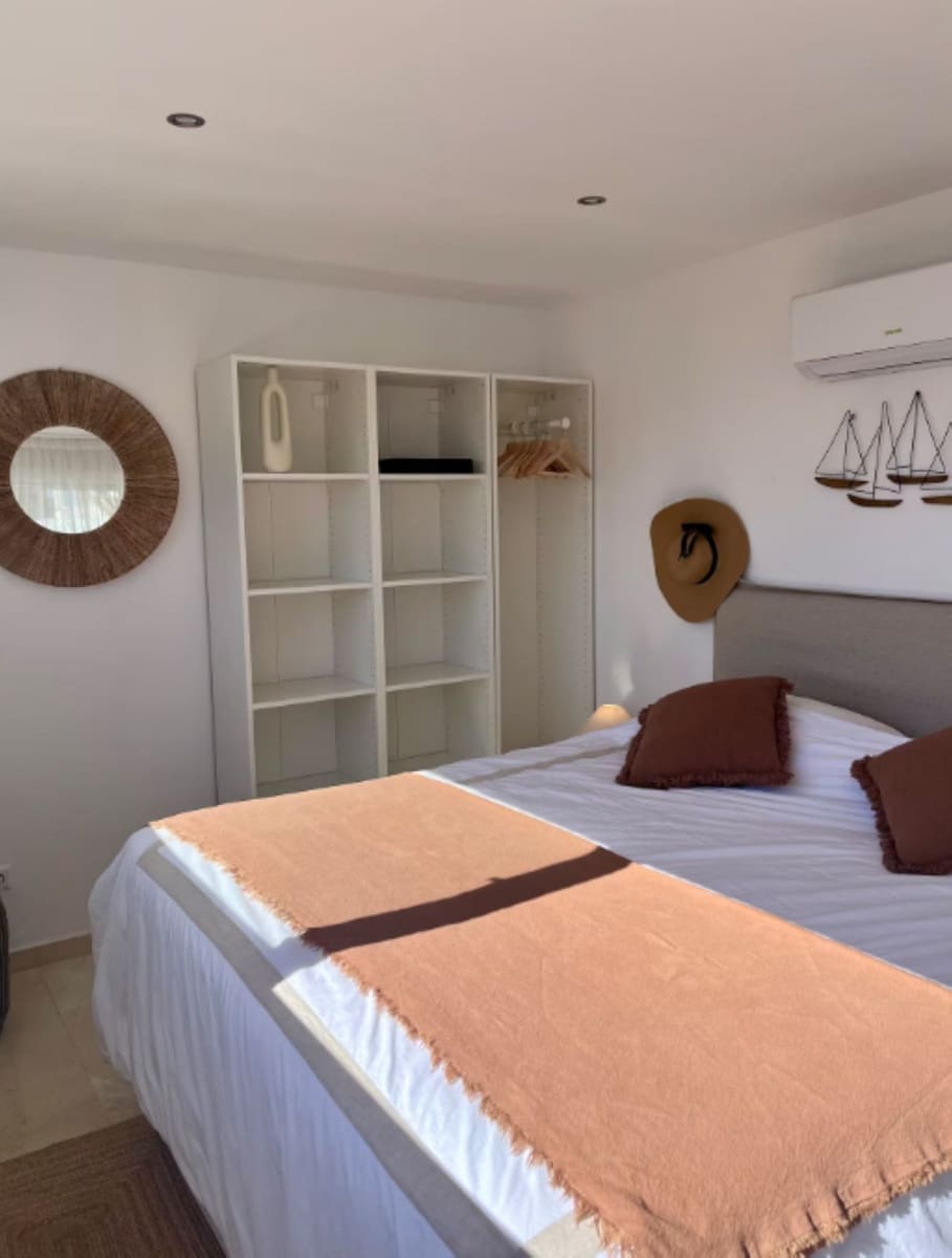 3 bedroom Townhouse for holiday rental in Estepona - € 1,750 (Ref: 10130988)