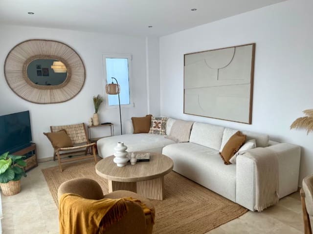 3 makuuhuone Omakotitalo lomavuokrausta paikassa Estepona - 1 750 € (Ref: 10130988)