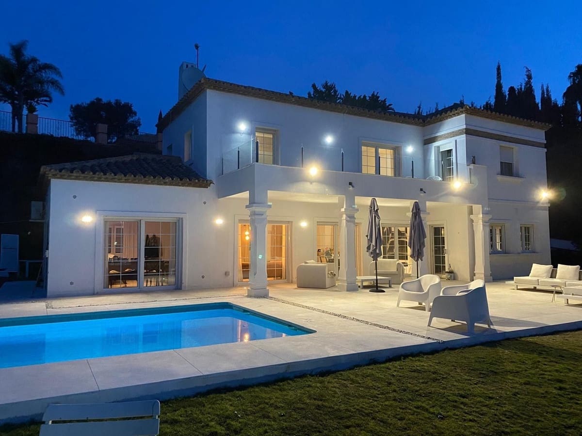 4 sypialnia Willa do wynajęcia w Benahavis z basenem garażem - 8 000 € (Ref: 10135174)