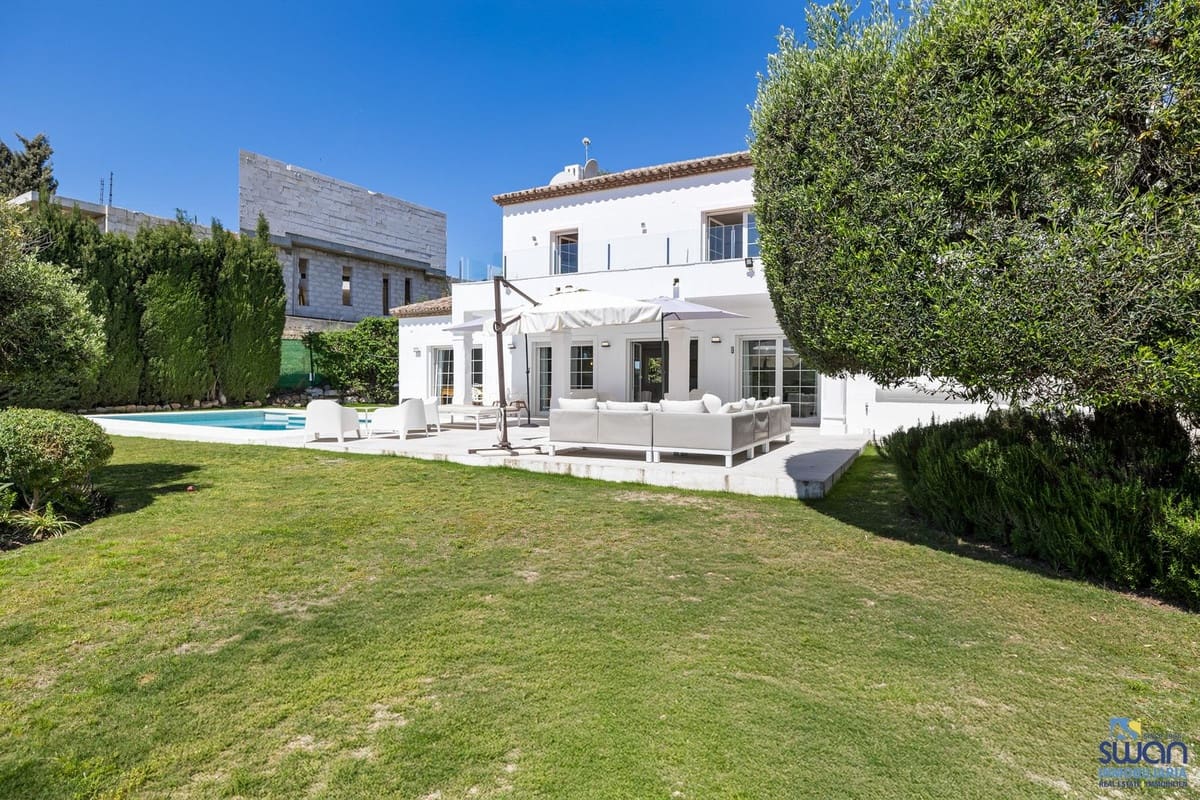 4 sypialnia Willa do wynajęcia w Benahavis z basenem garażem - 8 000 € (Ref: 10135174)