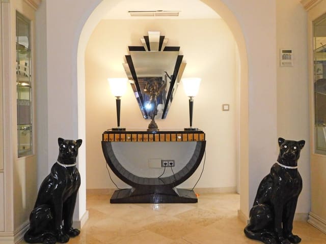 3 bedroom Penthouse for sale in Guadalmina Alta, Marbella with pool garage - € 680,000 (Ref: 4648099)