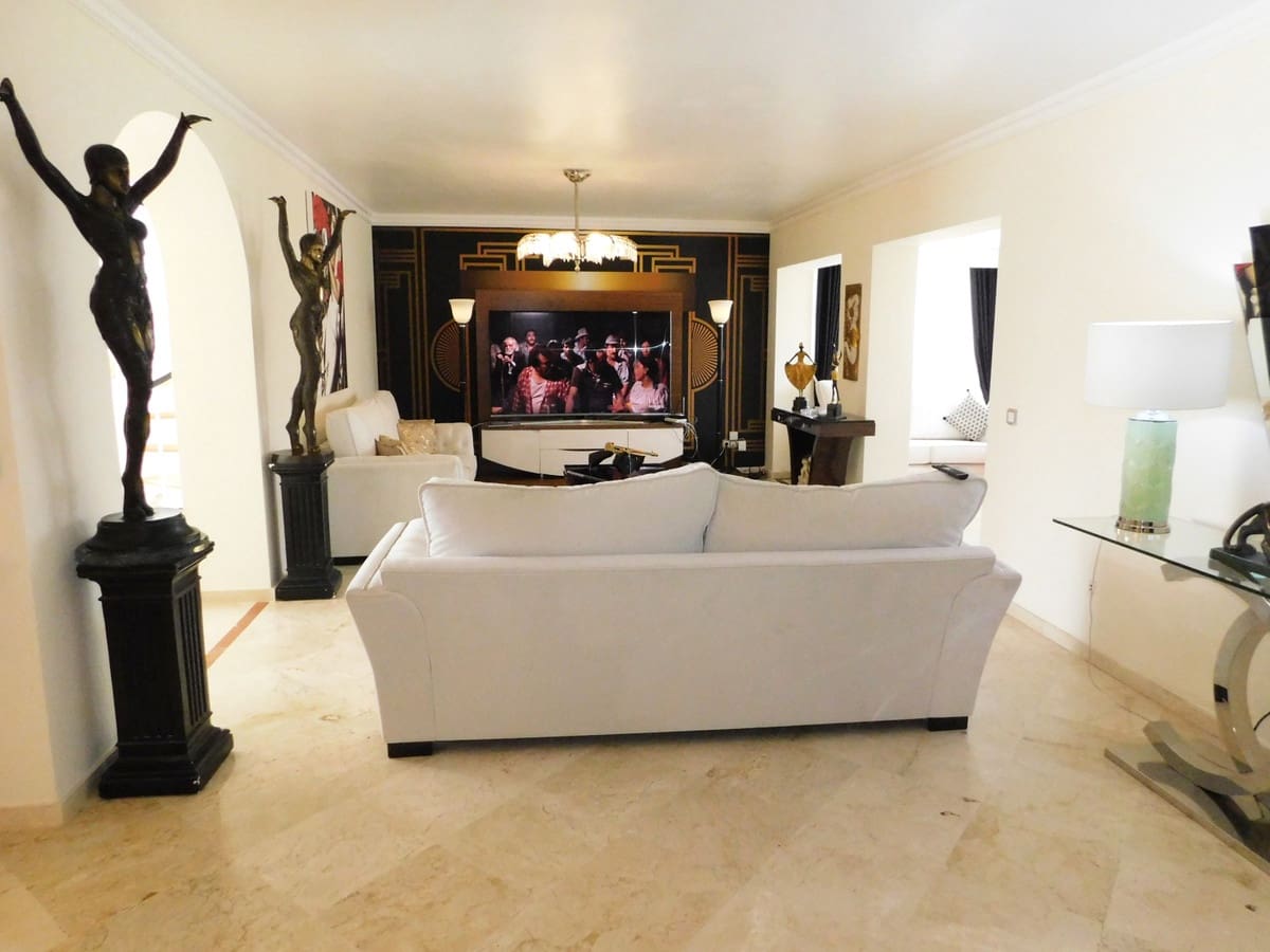 3 chambre Penthouse à vendre à Guadalmina avec piscine garage - 680 000 € (Ref: 4648099)