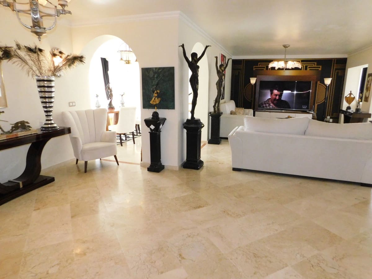 3 chambre Penthouse à vendre à Guadalmina avec piscine garage - 680 000 € (Ref: 4648099)