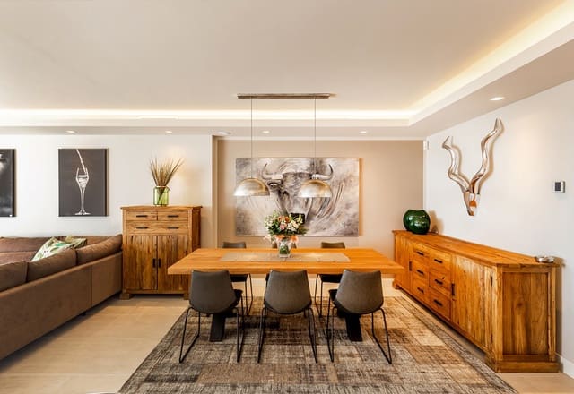 2 bedroom Apartment for sale in Nueva Andalucia, Marbella with pool garage - € 1,190,000 (Ref: 4648120)