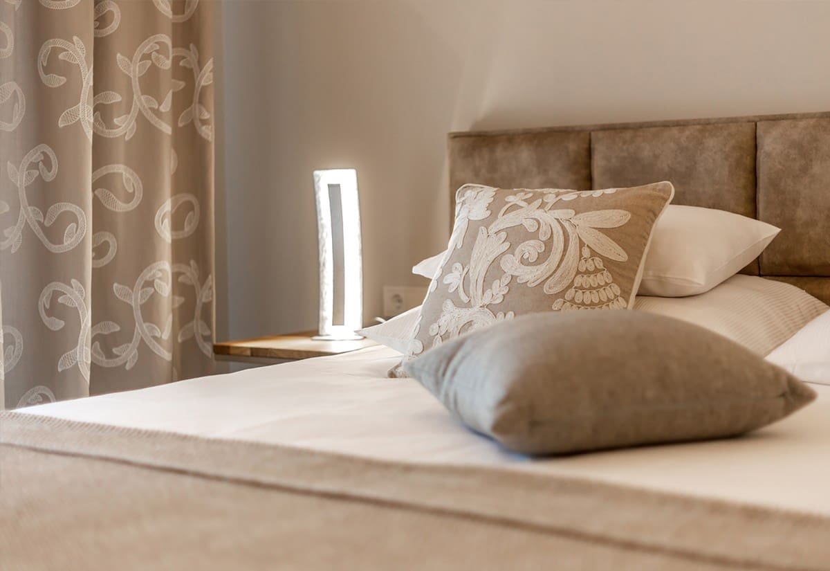 2 bedroom Apartment for sale in Nueva Andalucia with pool garage - € 1,190,000 (Ref: 4648120)