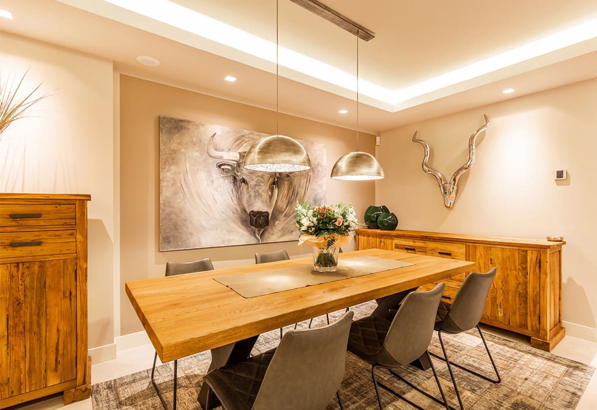 2 bedroom Apartment for sale in Nueva Andalucia with pool garage - € 1,190,000 (Ref: 4648120)