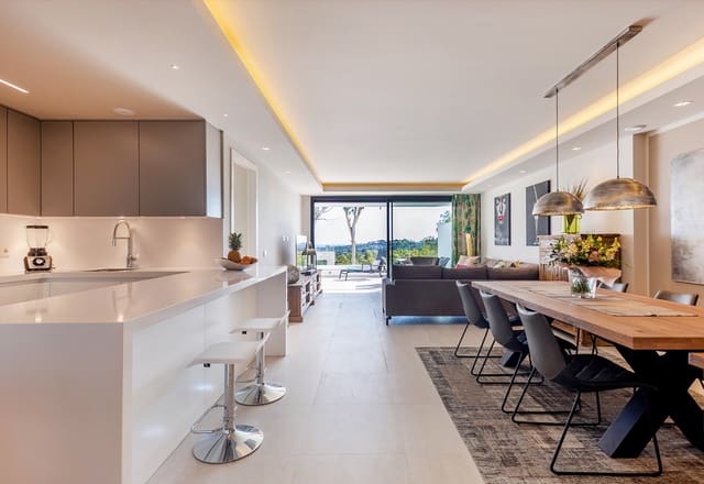 2 bedroom Apartment for sale in Nueva Andalucia, Marbella with pool garage - € 1,190,000 (Ref: 4648120)