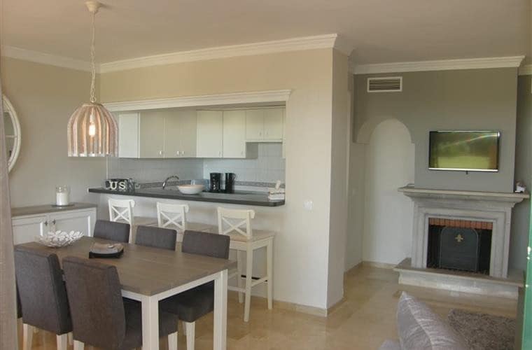 2 quarto Apartamento para arrendamento para férias em Elviria com piscina Garagem - 750 € (Ref: 5517126)