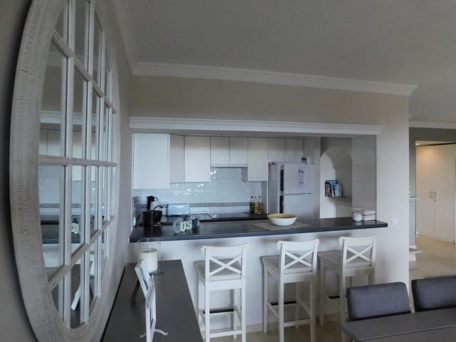 2 quarto Apartamento para arrendamento para férias em Elviria, Marbella com piscina Garagem - 750 € (Ref: 5517126)