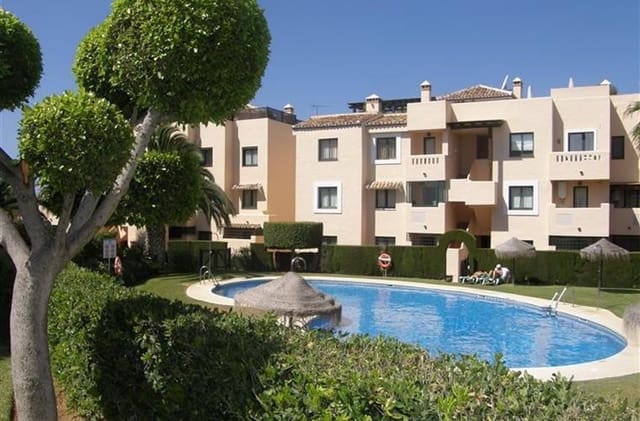 2 soverom Leilighet til salgs i Elviria, Marbella med svømmebasseng garasje - € 850 (Ref: 5517126)