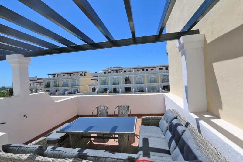 2 camera da letto Casa da affitare come casa vacanza in Nueva Andalucia con piscina garage - 950 € (Rif: 5517136)