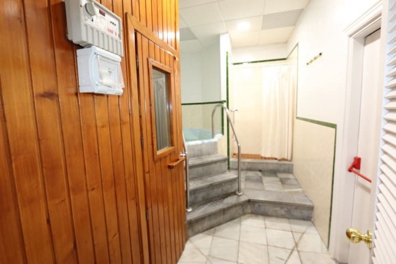 2 sypialnia Dom na kwatery wakacyjne w Nueva Andalucia z basenem garażem - 950 € (Ref: 5517136)