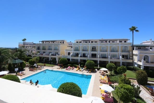 2 quarto Casa em Banda para arrendamento para férias em Nueva Andalucia, Marbella com piscina Garagem - 950 € (Ref: 5517136)