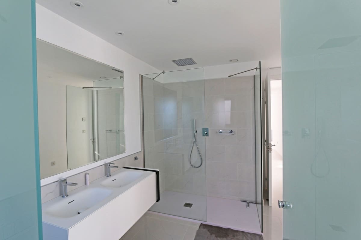 3 sypialnia Apartament na kwatery wakacyjne w Benahavis z basenem garażem - 1 500 € (Ref: 5517165)