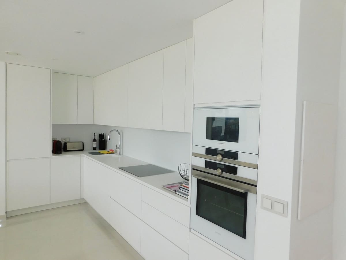 3 sypialnia Apartament na kwatery wakacyjne w Benahavis z basenem garażem - 1 500 € (Ref: 5517165)