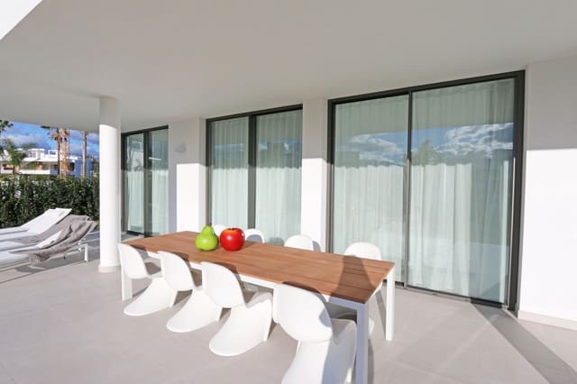 Appartement de 3 chambres de location de vacances à Benahavís avec piscine garage - 1 500 € (Ref: 5517165)