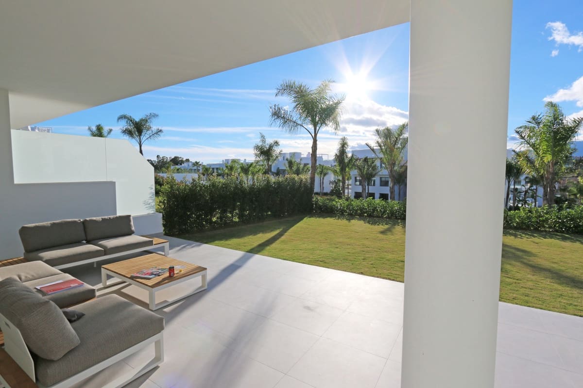 Appartement de 3 chambres de location de vacances à Benahavis avec piscine garage - 1 500 € (Ref: 5517165)