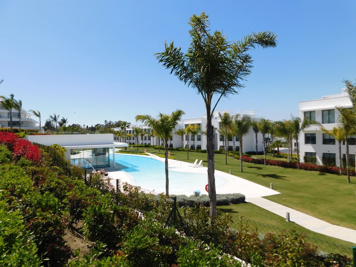 Appartement de 3 chambres de location de vacances à Benahavis avec piscine garage - 1 500 € (Ref: 5517165)