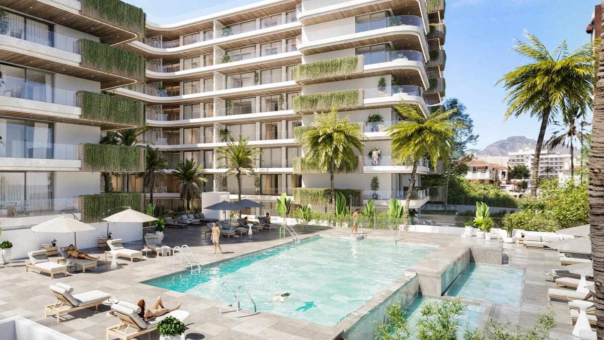 2 makuuhuone Huoneisto myytävänä paikassa Fuengirola mukana uima-altaan 
autotalli - 659 500 € (Ref: 5517218)
