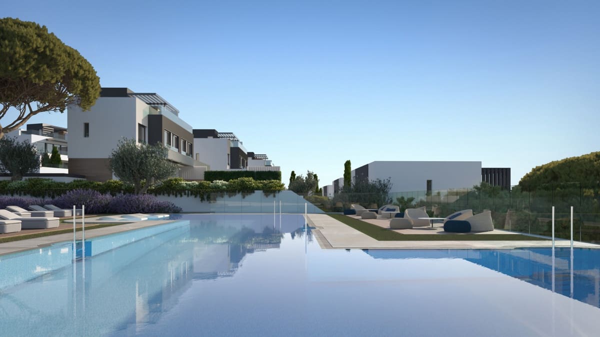 Pareado de 3 habitaciones en Estepona en venta con piscina garaje - 850.000 € (Ref: 5517223)