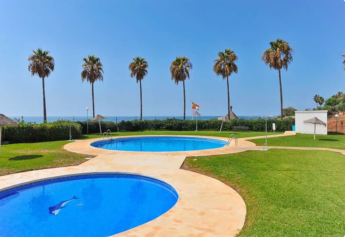 1 bedroom Apartment for holiday rental in Calahonda with pool garage - € 721 (Ref: 5517243)