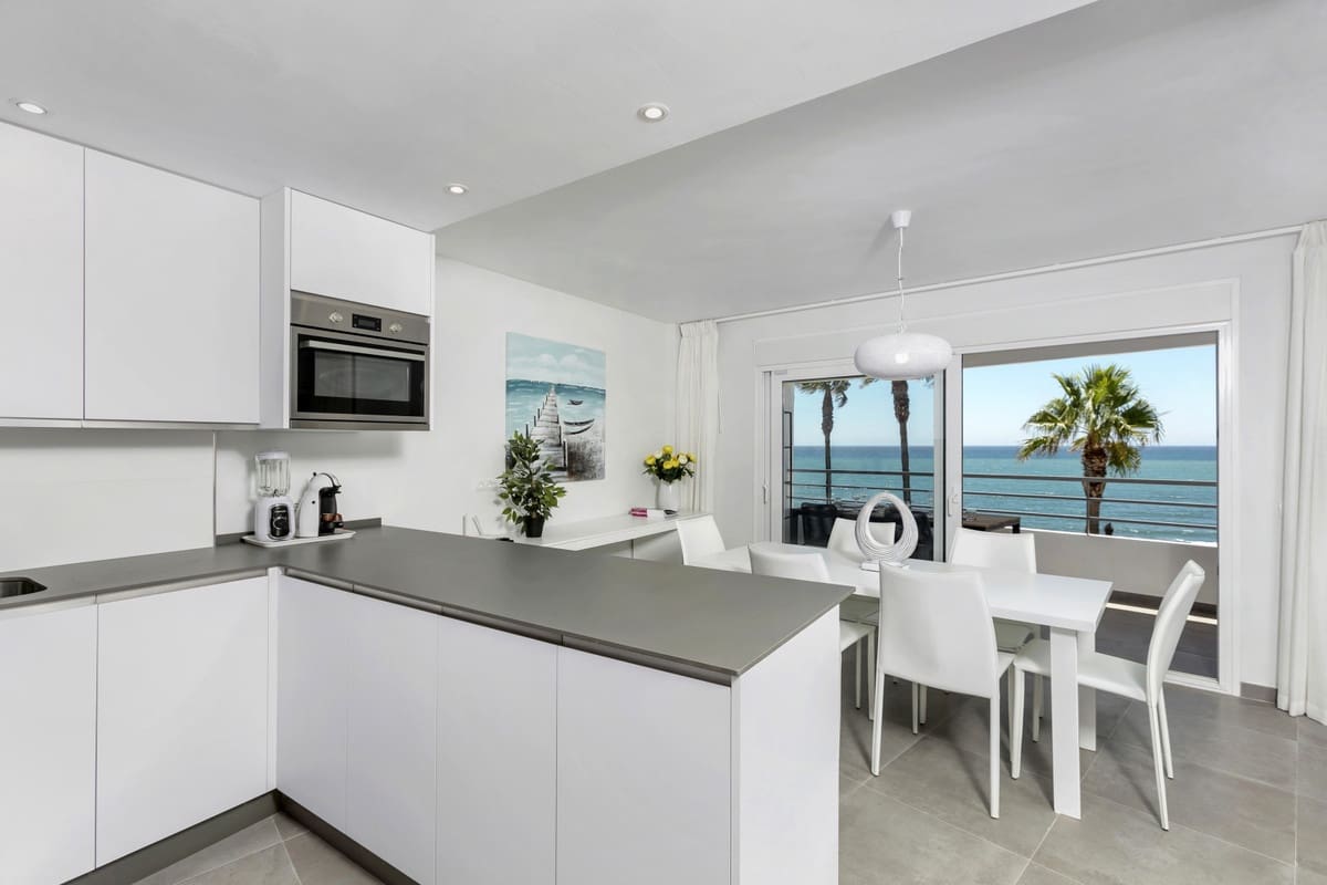 1 slaapkamer Appartement voor vakantieverhuur in Calahonda met zwembad garage - € 721 (Ref: 5517243)