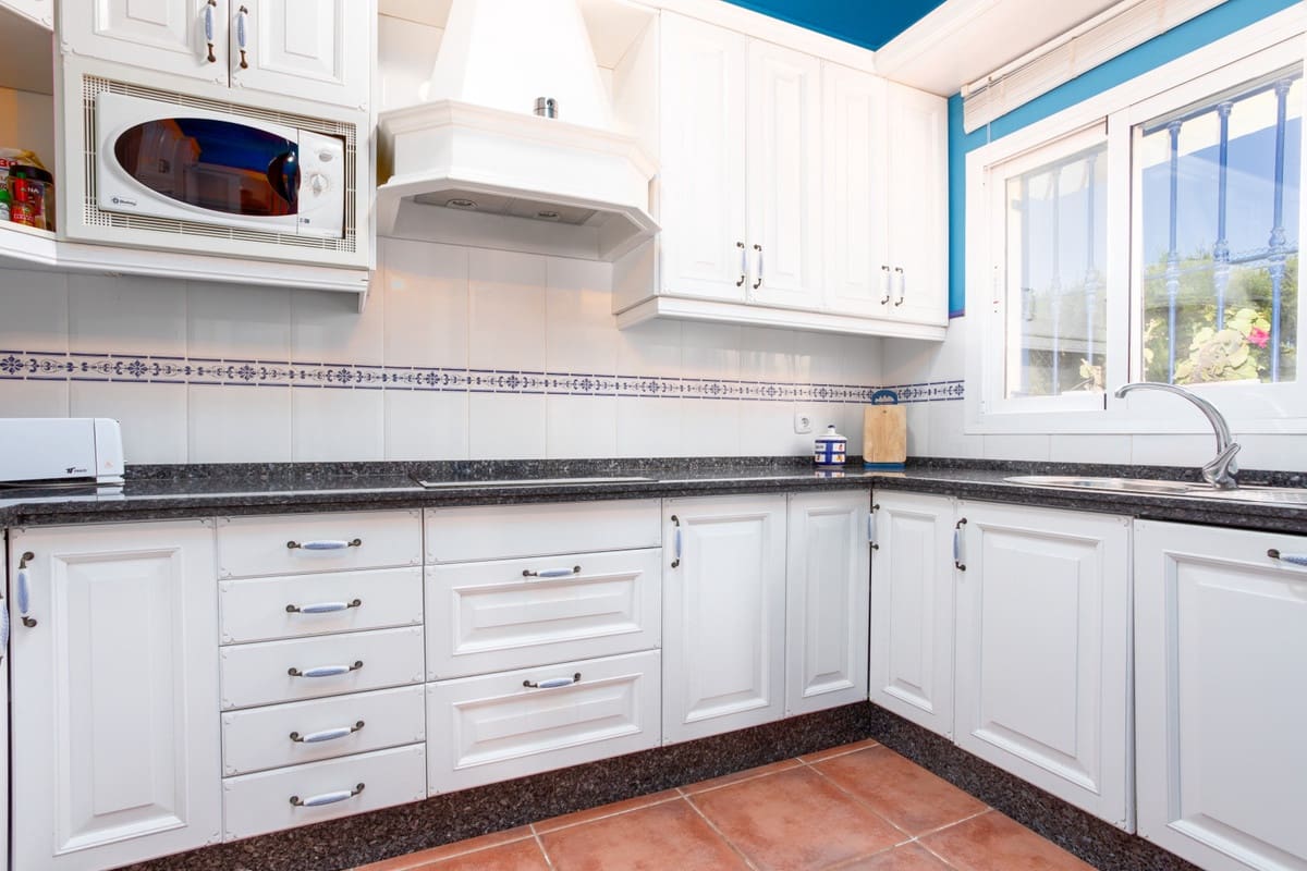 3 Zimmer Feriendoppelhaus in San Pedro de Alcantara mit Pool Garage - 1.050 € (Ref: 5517248)