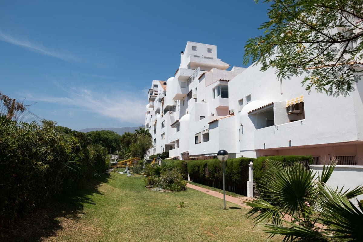3 soverom Penthouse til salgs i Estepona med svømmebasseng garasje - € 739 000 (Ref: 5627425)