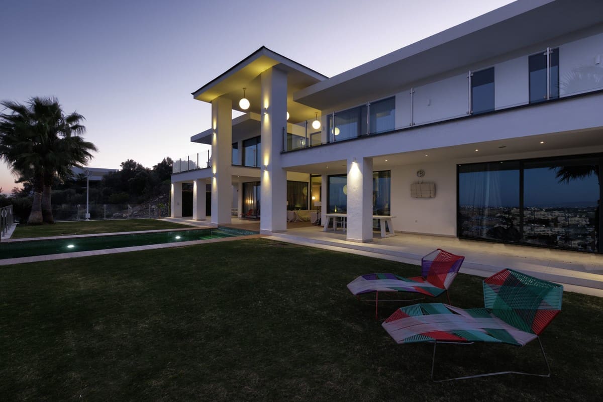 4 sypialnia Willa na sprzedaż w Benahavis z basenem garażem - 2 950 000 € (Ref: 5627445)