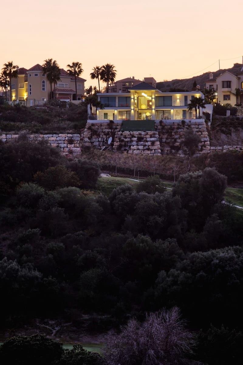 4 sypialnia Willa na sprzedaż w Benahavis z basenem garażem - 2 950 000 € (Ref: 5627445)