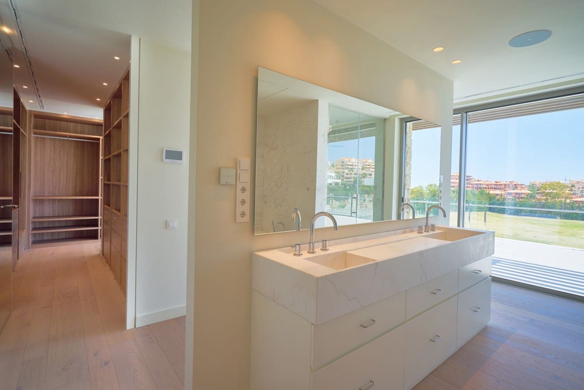 5 slaapkamer Villa te koop in Benahavis met zwembad garage - € 2.950.000 (Ref: 5886588)