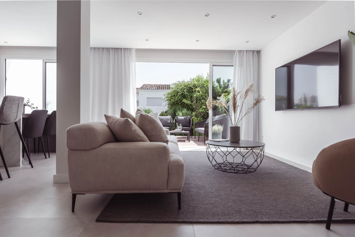 Casa de 3 habitaciones en Nueva Andalucia en venta con piscina garaje - 895.000 € (Ref: 5921758)