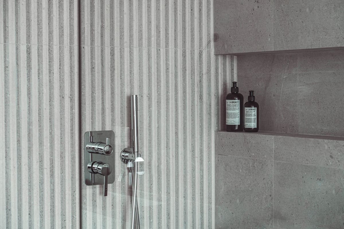 3 makuuhuone Omakotitalo myytävänä paikassa Nueva Andalucia mukana uima-altaan 
autotalli - 895 000 € (Ref: 5921758)