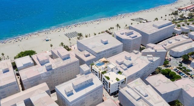 1 slaapkamer Appartement te koop in Estepona met zwembad garage - € 399.000 (Ref: 6201162)