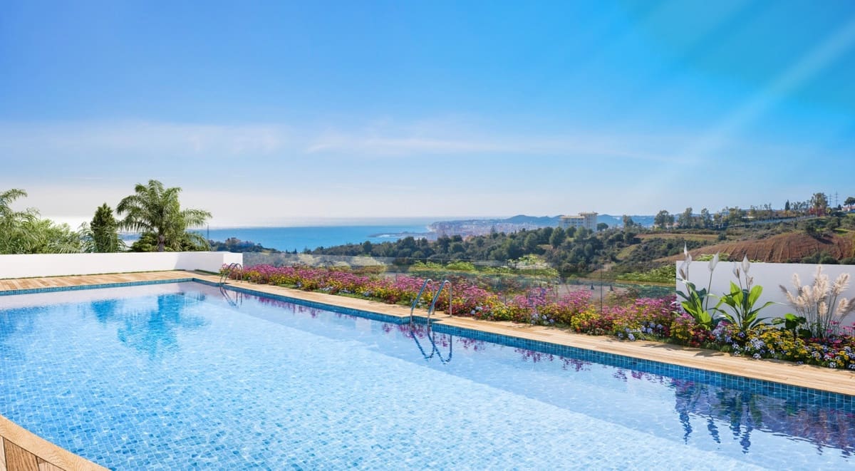 Apartamento de 2 habitaciones en Fuengirola en venta con piscina garaje - 375.000 € (Ref: 6524125)