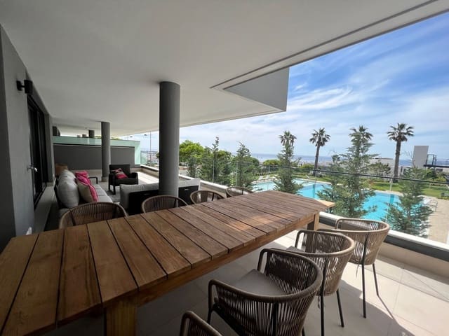 4 bedroom Apartment for holiday rental in Estepona with pool garage - € 1,350 (Ref: 6862879)