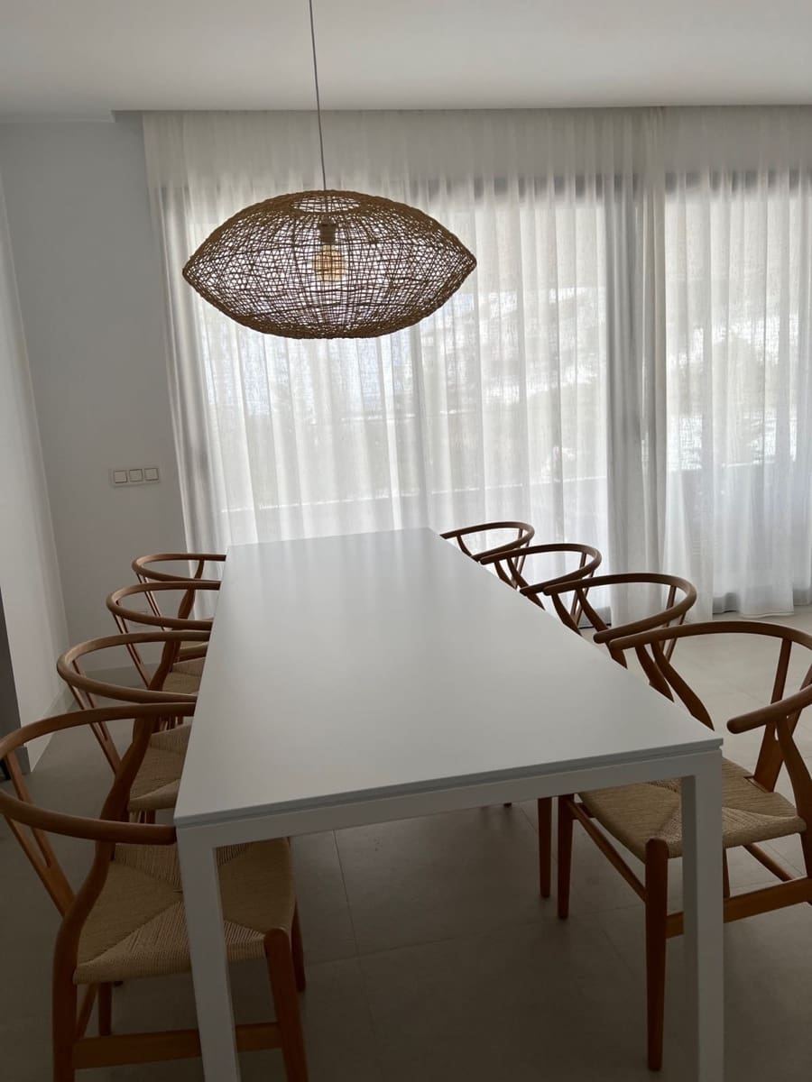 4 makuuhuone Huoneisto lomavuokrausta paikassa Estepona mukana uima-altaan 
autotalli - 1 350 € (Ref: 6862879)