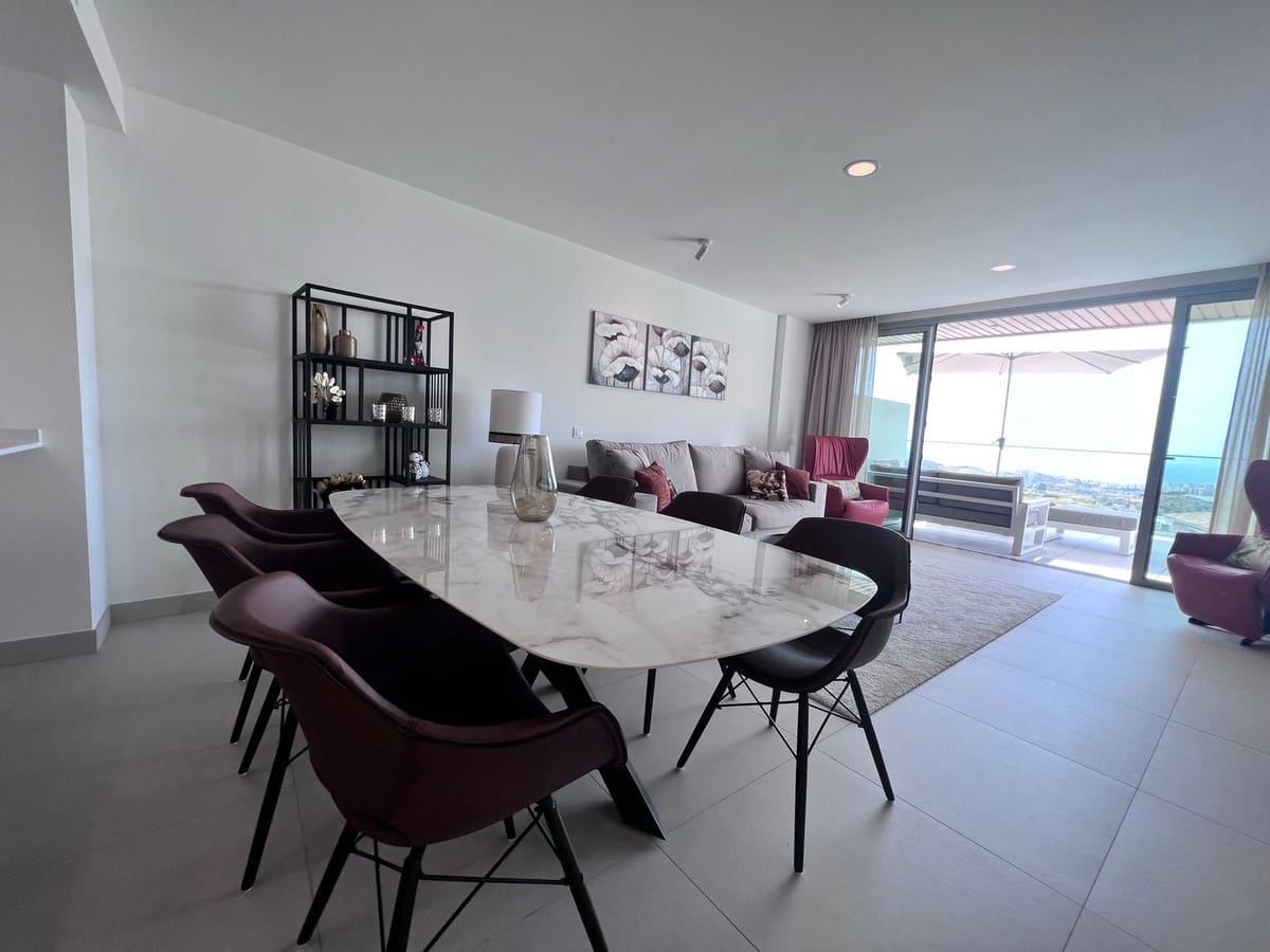 Apartamento de 2 habitaciones en La Cala de Mijas en alquiler vacacional con piscina garaje - 1.500 € (Ref: 6973613)