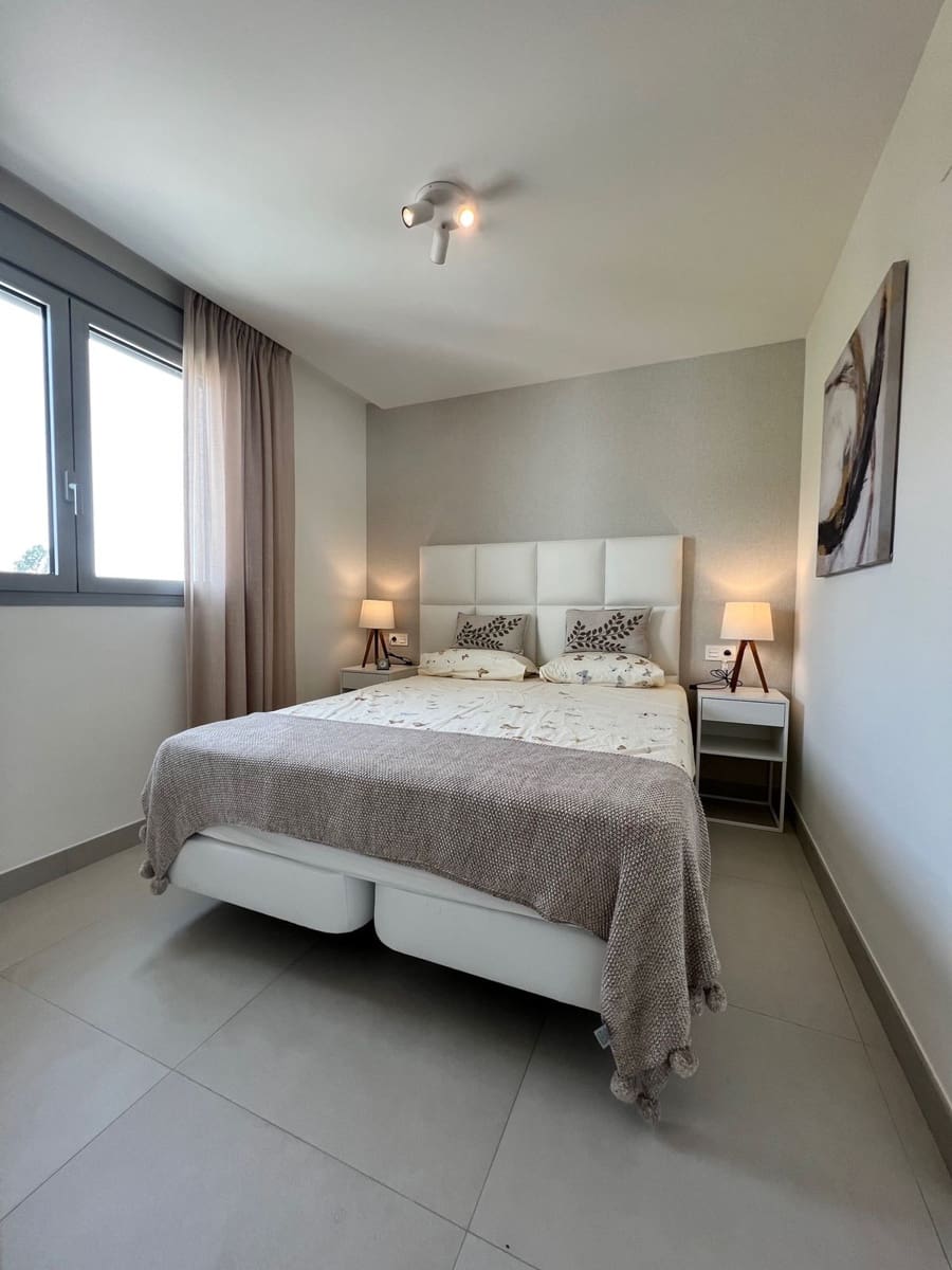 Appartement de 2 chambres de location de vacances à La Cala de Mijas avec piscine garage - 1 500 € (Ref: 6973613)