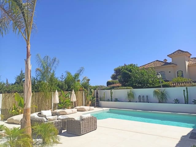 4 camera da letto Villa da affitare come casa vacanza in Costalita, Estepona con piscina garage - 2.300 € (Rif: 7029419)