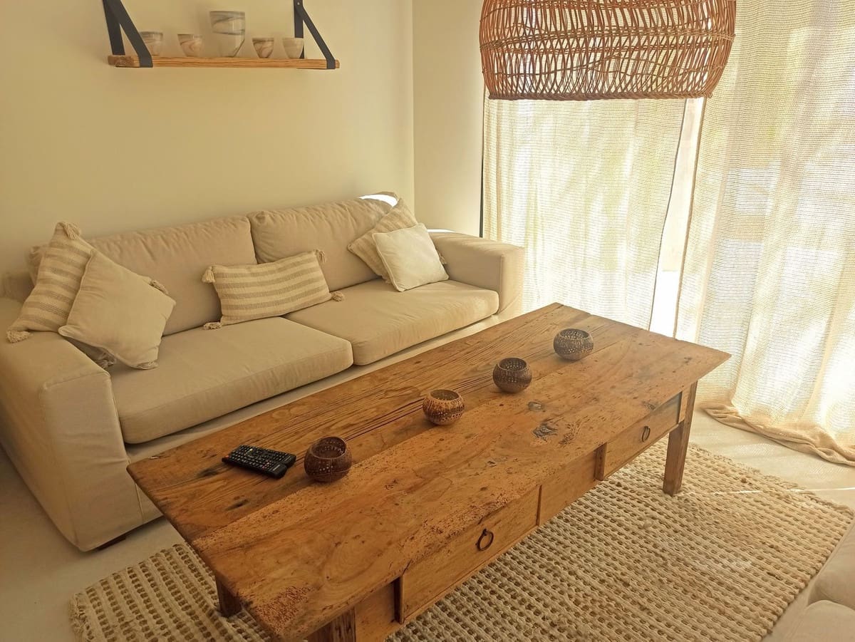 4 slaapkamer Villa voor vakantieverhuur in Costalita met zwembad garage - € 2.300 (Ref: 7029419)