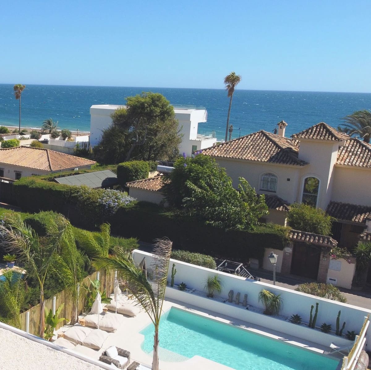 4 slaapkamer Villa voor vakantieverhuur in Costalita met zwembad garage - € 2.300 (Ref: 7029419)