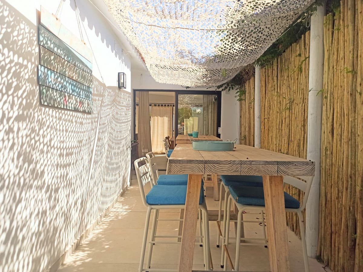 4 slaapkamer Villa voor vakantieverhuur in Costalita met zwembad garage - € 2.300 (Ref: 7029419)