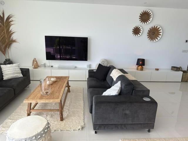 3 camera da letto Appartamento da affitare come casa vacanza in Estepona con piscina garage - 1.890 € (Rif: 7205944)