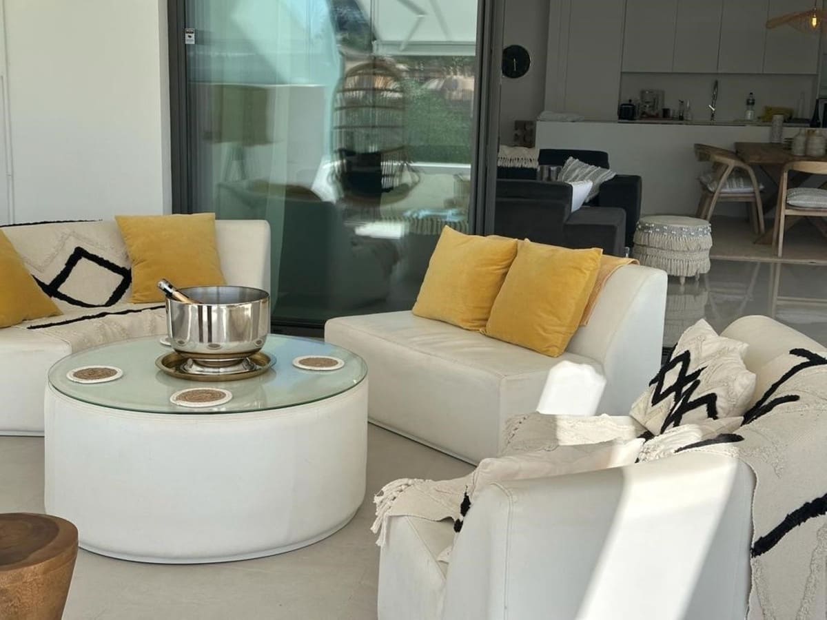 3 sovrum Lägenhet för semesterbostäder i Estepona med pool garage - 1 890 € (Ref: 7205944)