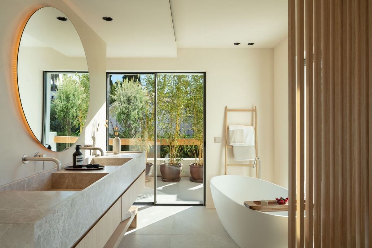 Chalet de 5 habitaciones en Nueva Andalucia en venta con piscina garaje - 3.795.000 € (Ref: 7272122)