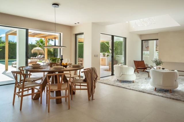 Chalet de 5 habitaciones en Nueva Andalucia, Marbella en venta con piscina garaje - 3.795.000 € (Ref: 7272122)