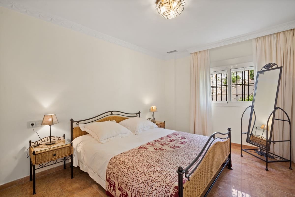 6 sypialnia Willa na sprzedaż w Benahavis z basenem garażem - 3 400 000 € (Ref: 7565889)