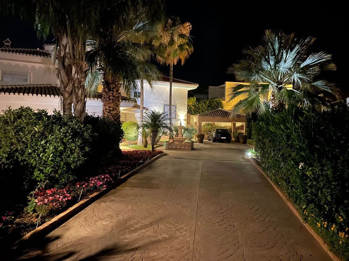 6 sypialnia Willa na sprzedaż w Benahavis z basenem garażem - 3 400 000 € (Ref: 7565889)