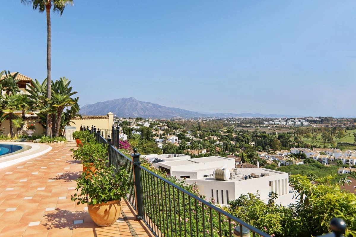 5 slaapkamer Villa te koop in Benahavis met zwembad garage - € 3.700.000 (Ref: 7584498)